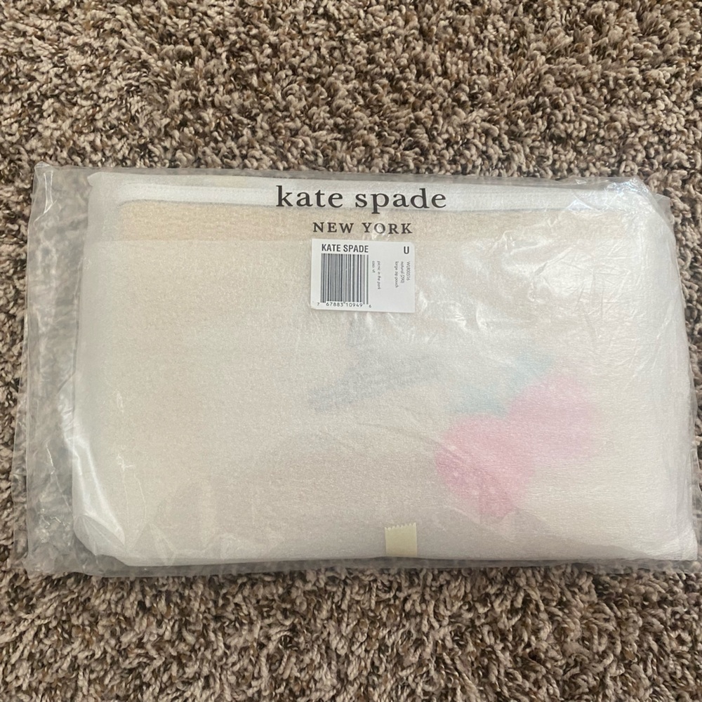 NWT โ ๏ธ Kate Spade โ ๏ธ Picnic In The Park Large Zip Pouch - Picture 5 of 6